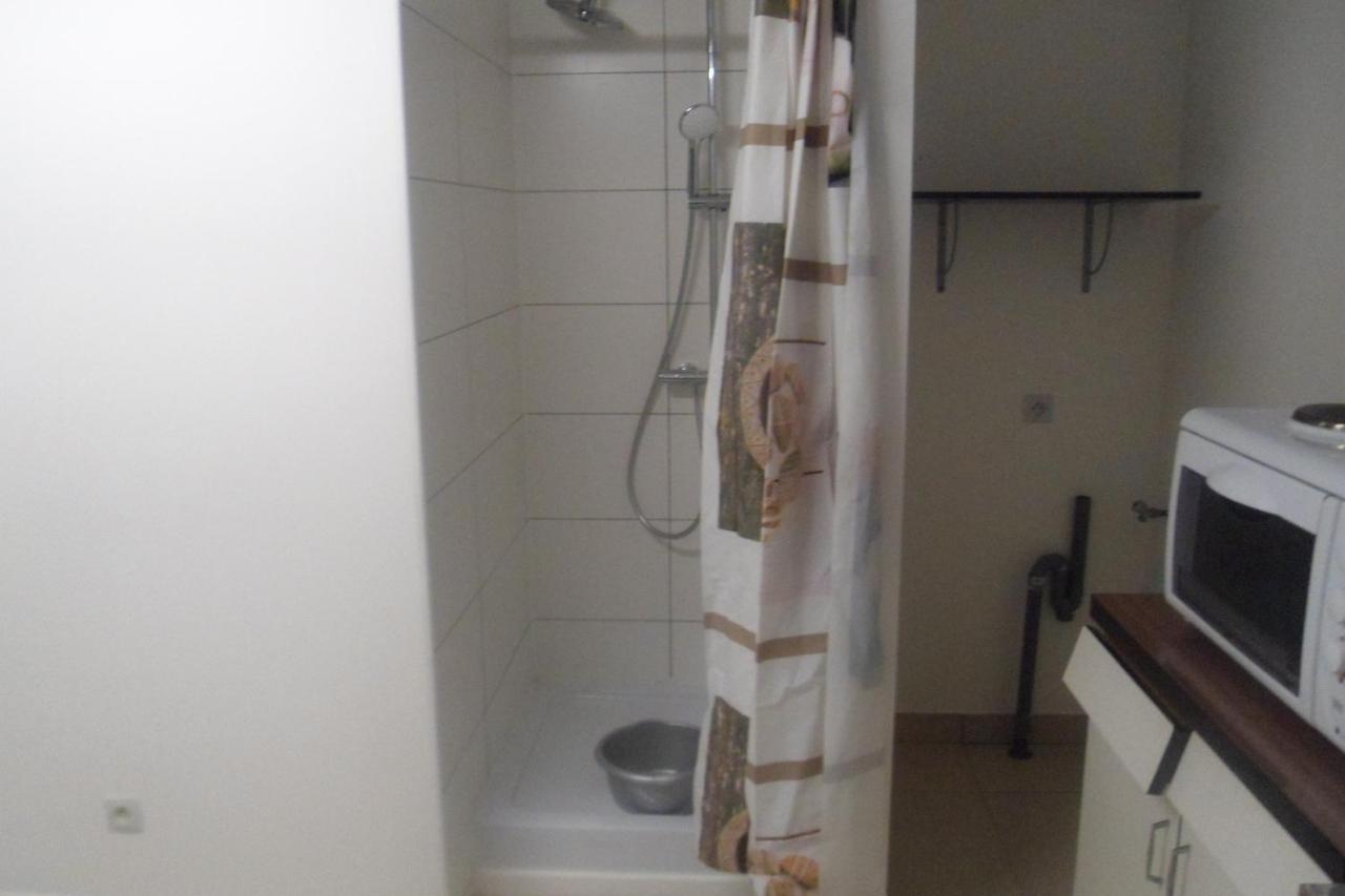 Siros Apartment Iron Bagian luar foto