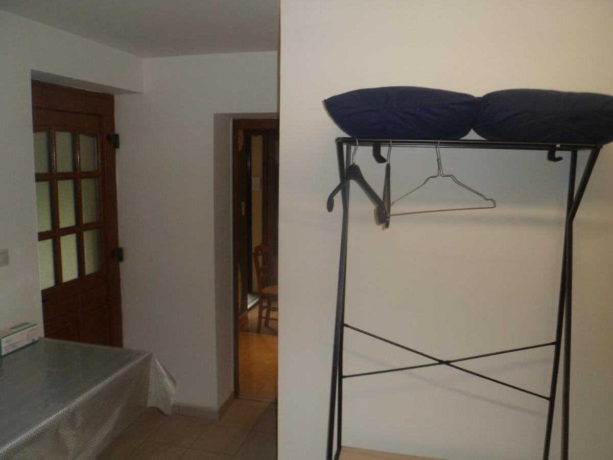 Siros Apartment Iron Bagian luar foto